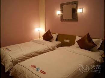 Hotel Wave 4*